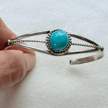 Load image into Gallery viewer, Native American bracelet  2026