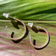 Load image into Gallery viewer, E Hoop Ti Tree