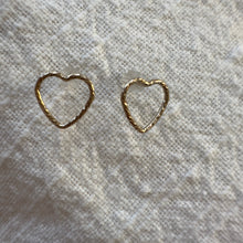 Load image into Gallery viewer, earring small studs , ear cuff 2025