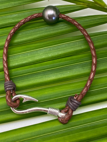 B Fishhook with pearl  for Men and women