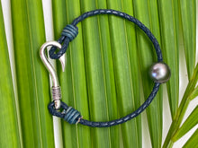Load image into Gallery viewer, B Fishhook with pearl  for Men and women